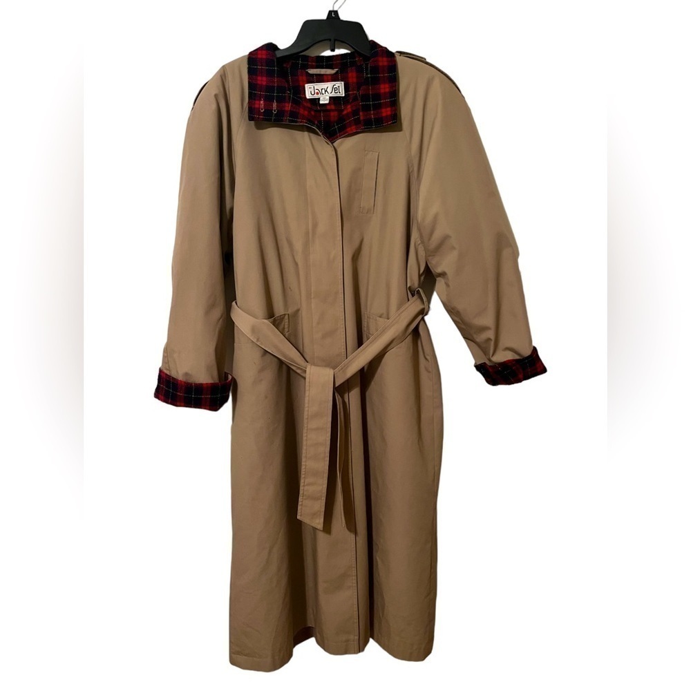 Tan Trench Coat with Contrasting Collar and Belted Waist